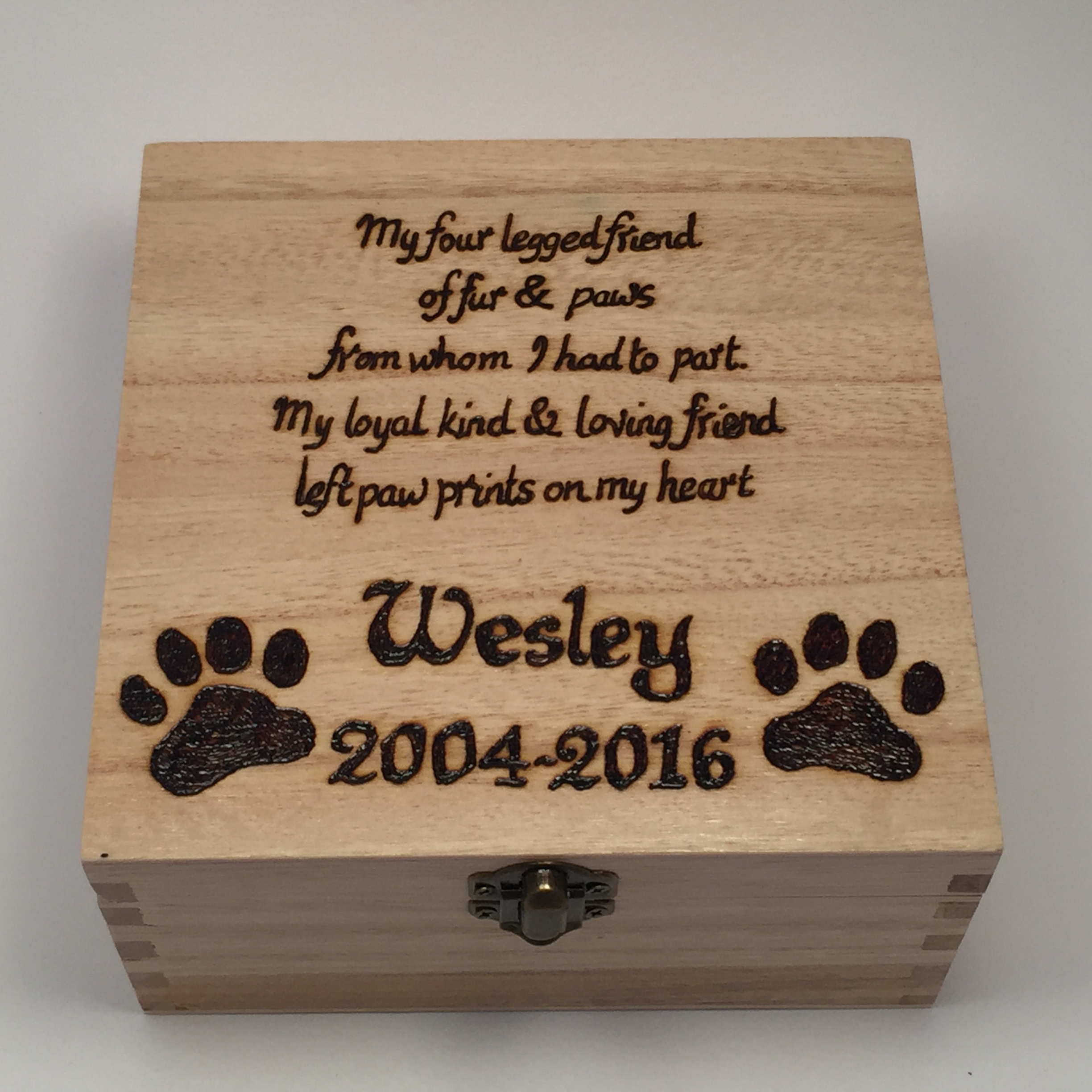 Personalised Pet Memorial Box – large 